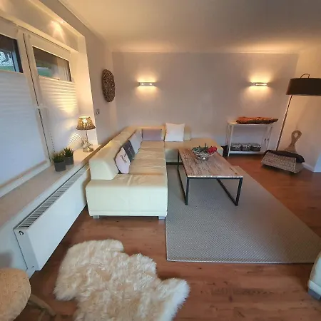 Ferienwohnung - Reinhardshausle