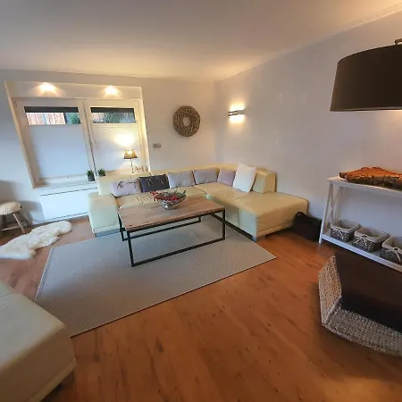 Ferienwohnung - Reinhardshausle * Bad Wildungen